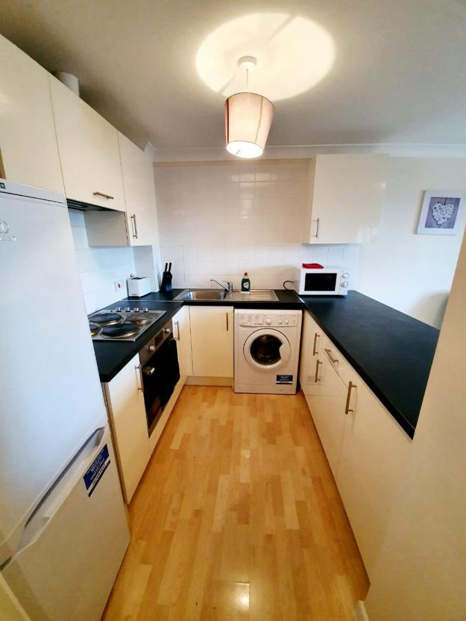 Chelmsford Town Centre Apartments With Car Parking 외부 사진